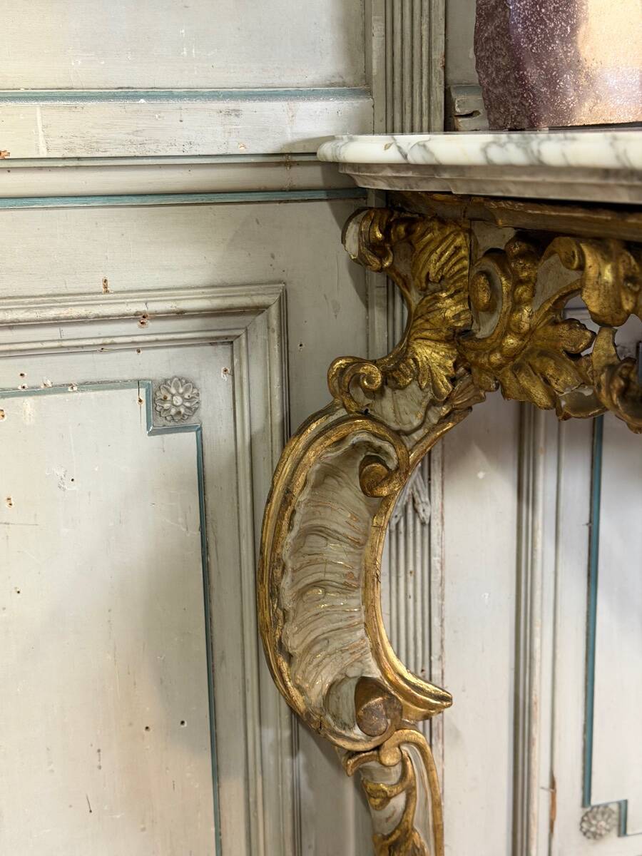 Painted and gilded wooden console, Italy, 18th century.