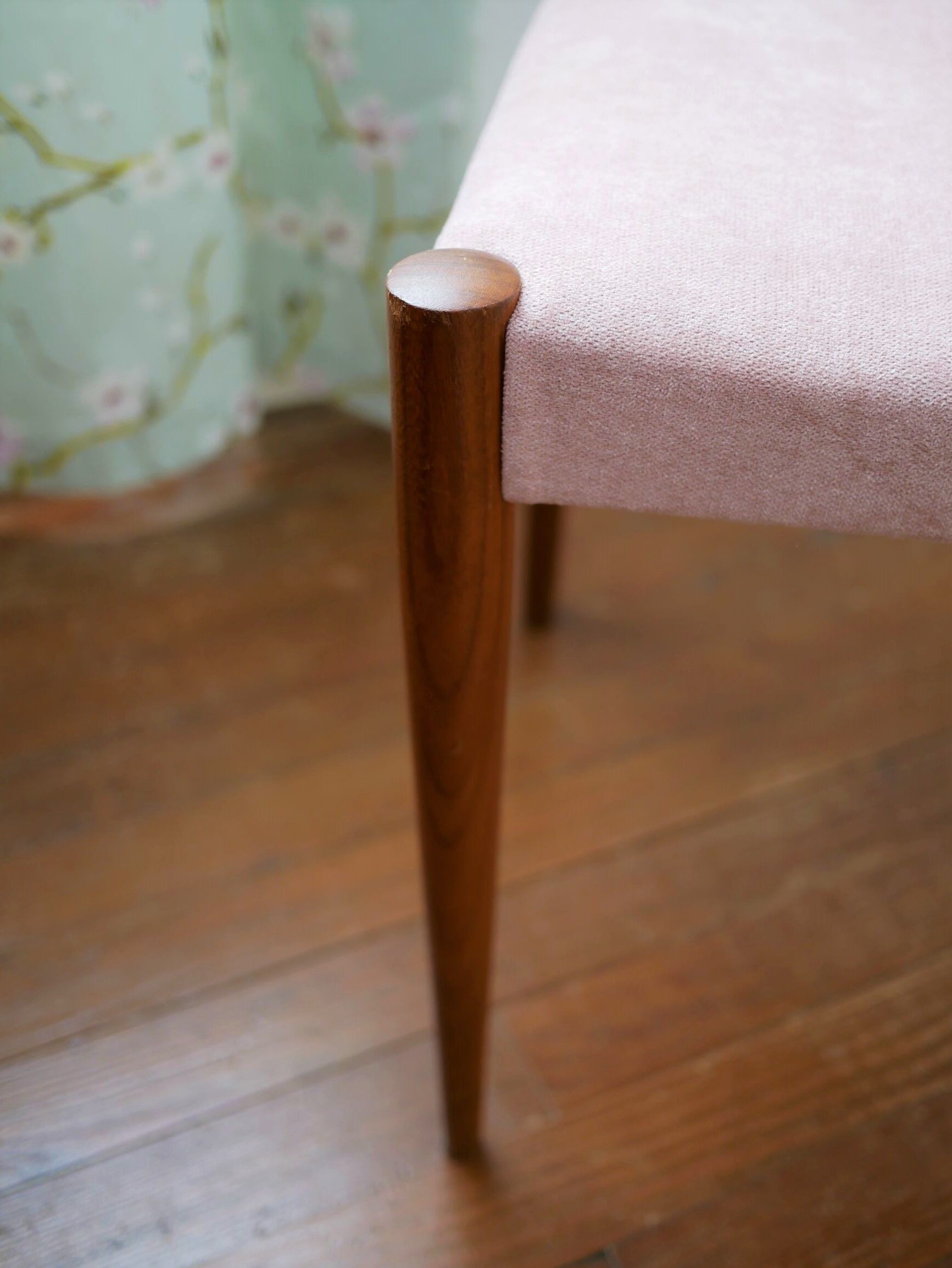 Scandinavian Chair teak