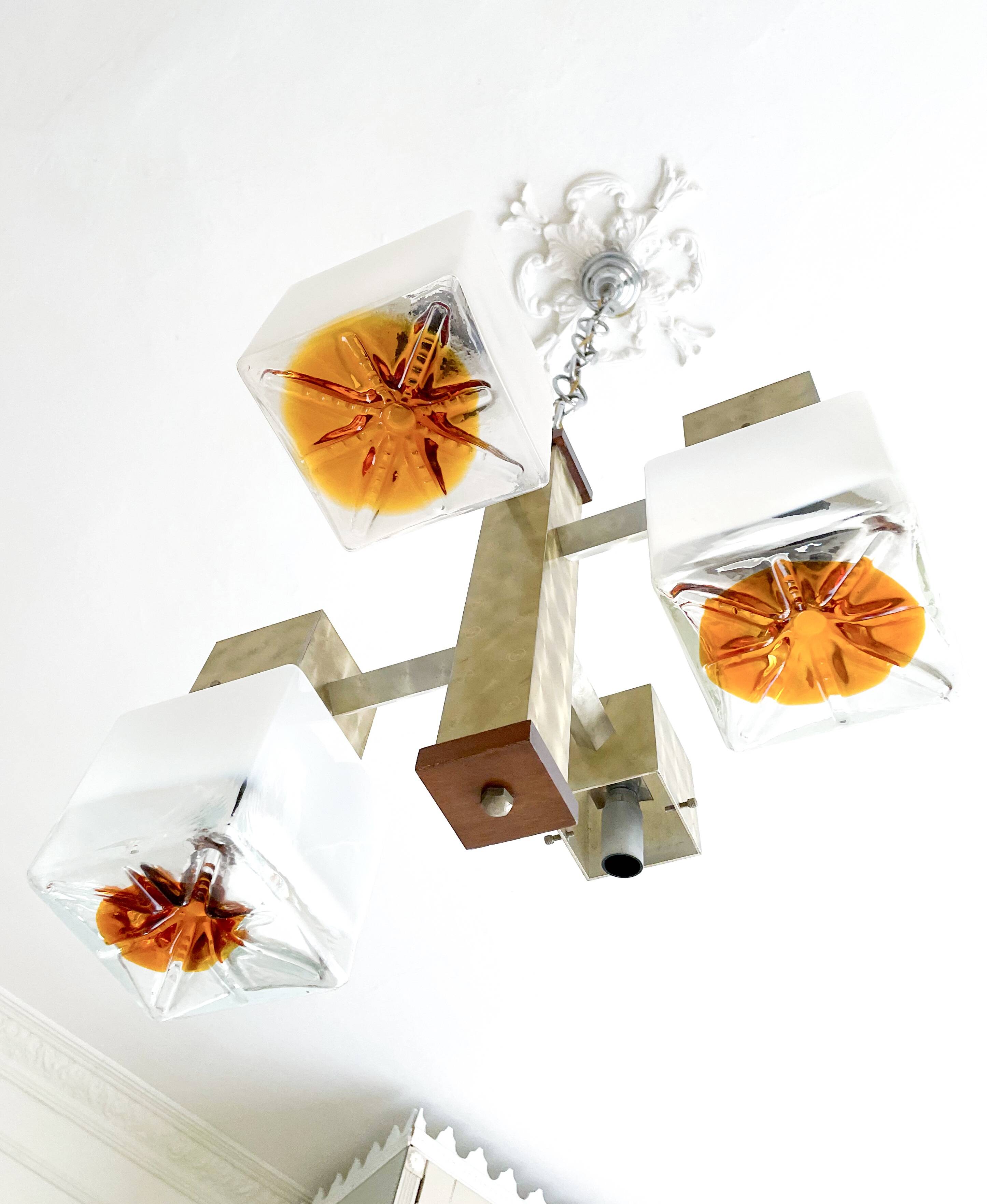 Lustre cubiste Mazzega par Gaetano Sciolari