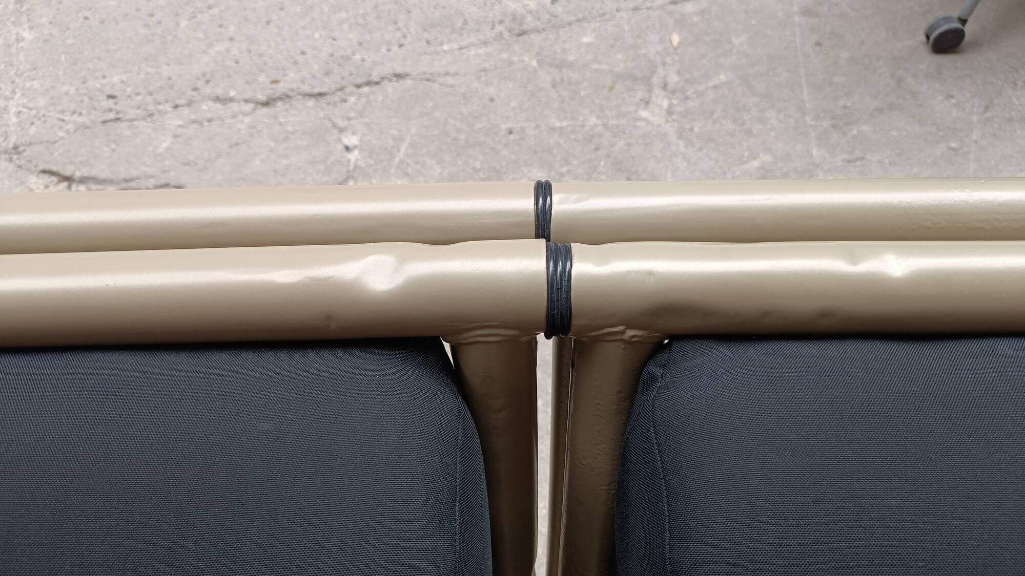 Maximum canapé button