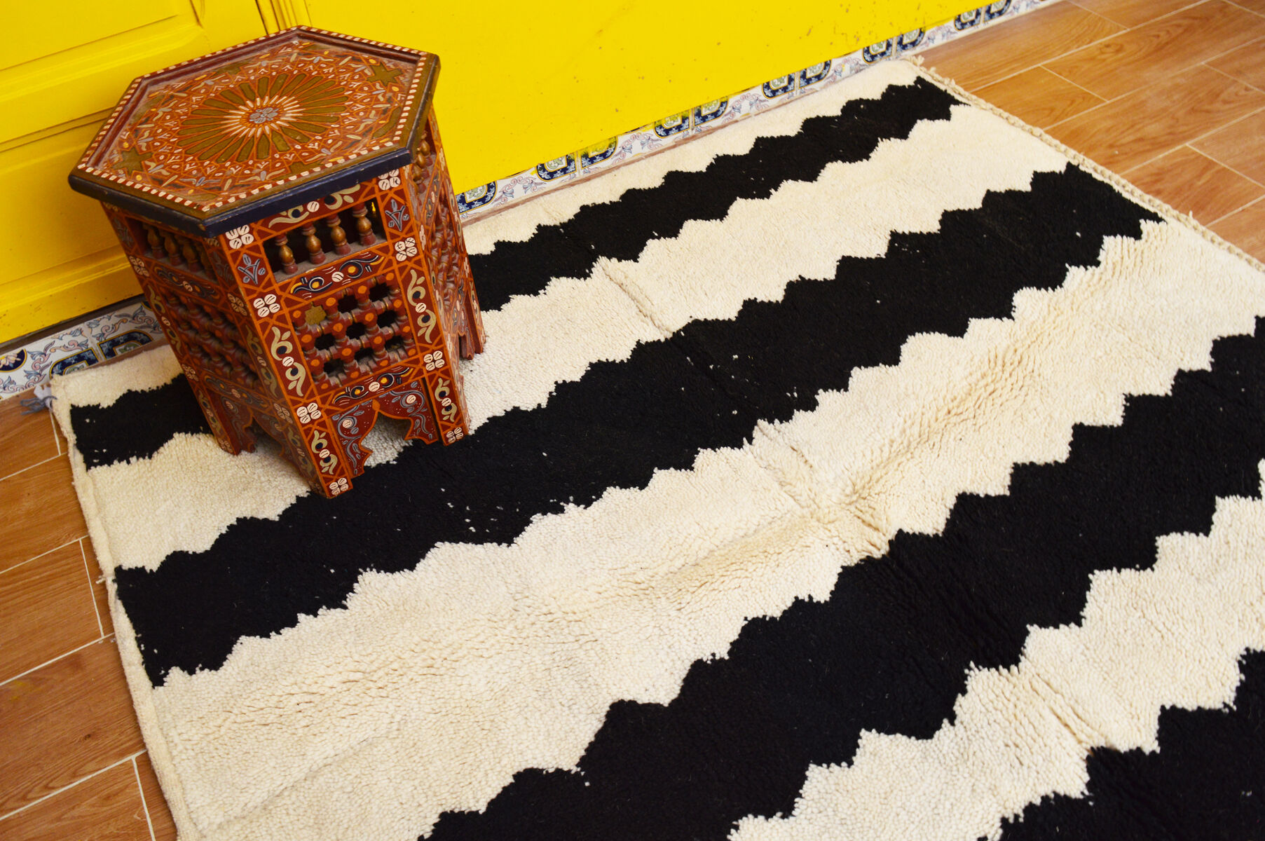 Moroccan berber carpet 230x213cm