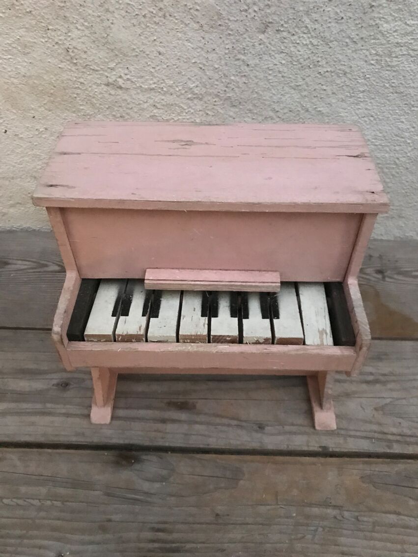 Piano ancien enfant bois rose 8 touches | Selency