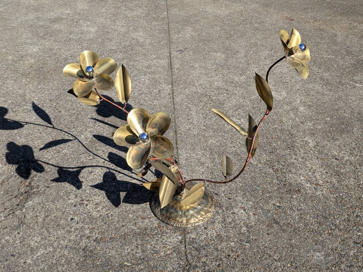 Vintage Brass Flower Floor Lamp - Hollywood Regency Style 1960s/1970s