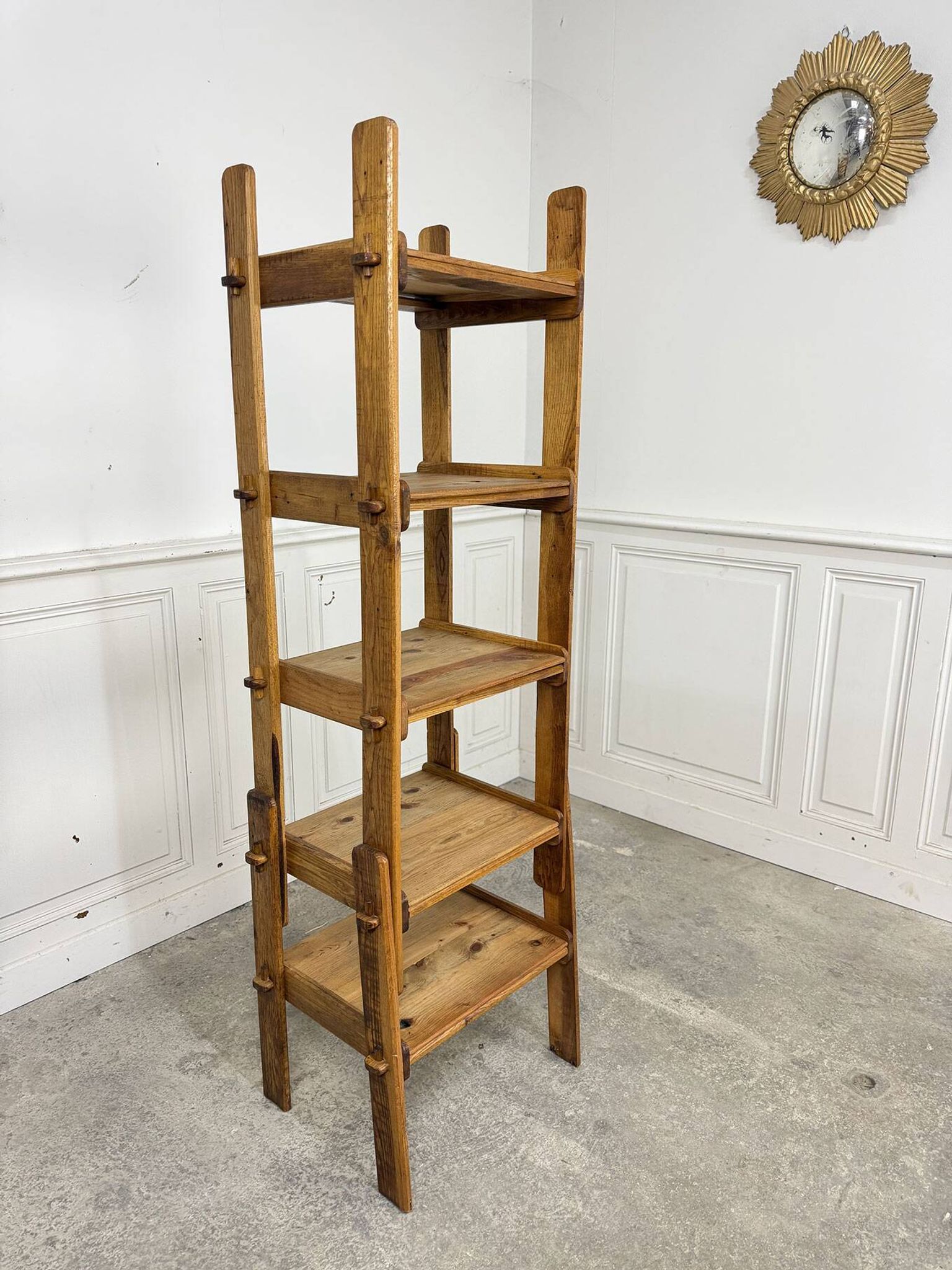 Etagère brutaliste 1950 en hêtre