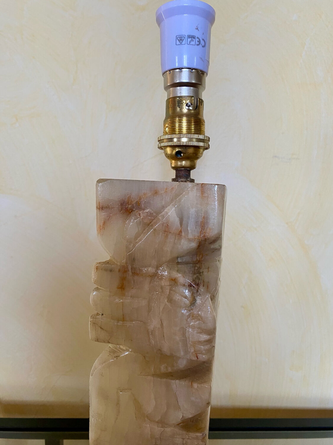 Carved onyx lamp – Pre-Columbian/Aztec style – Vintage