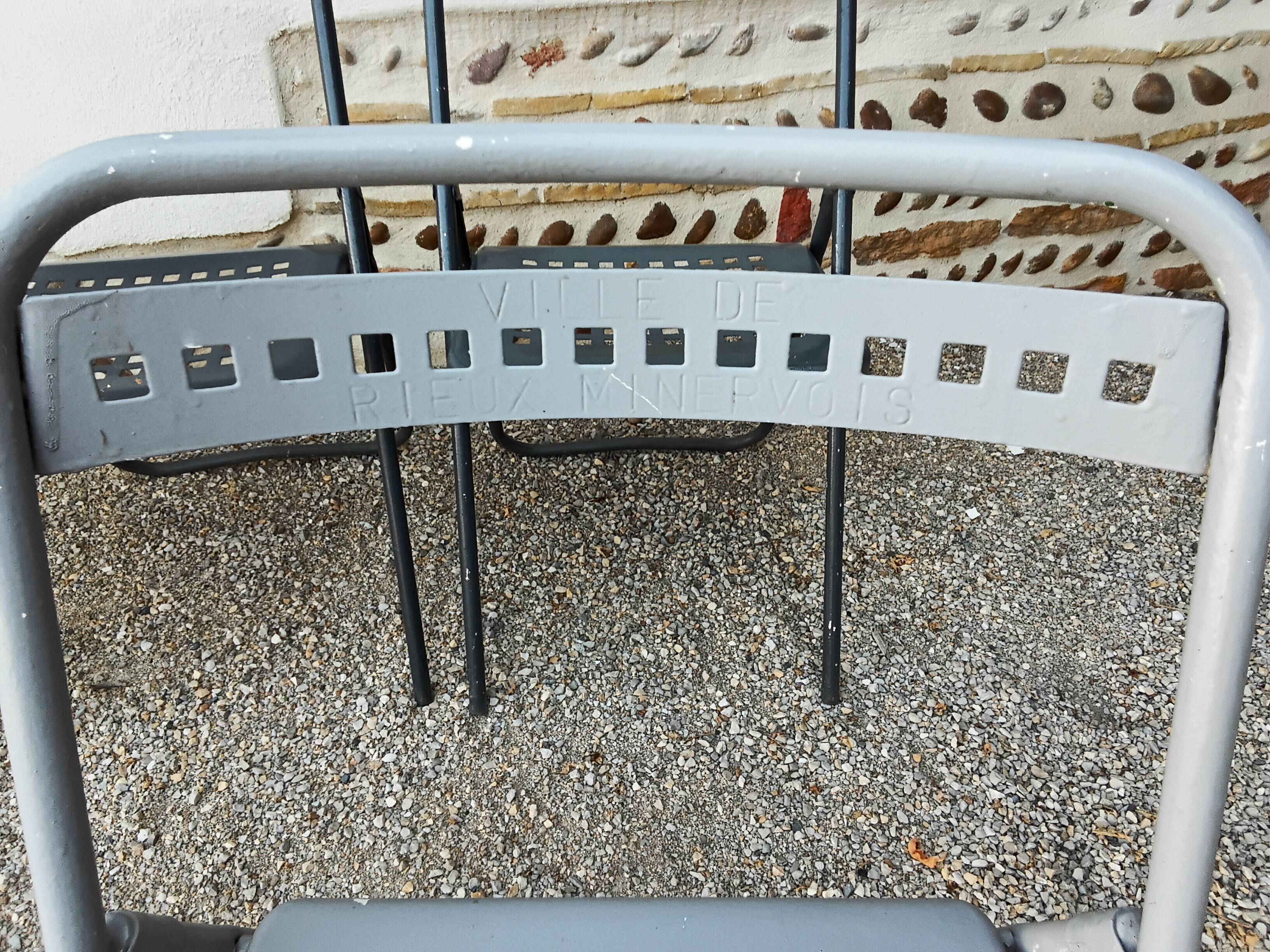 Set of five folding chairs