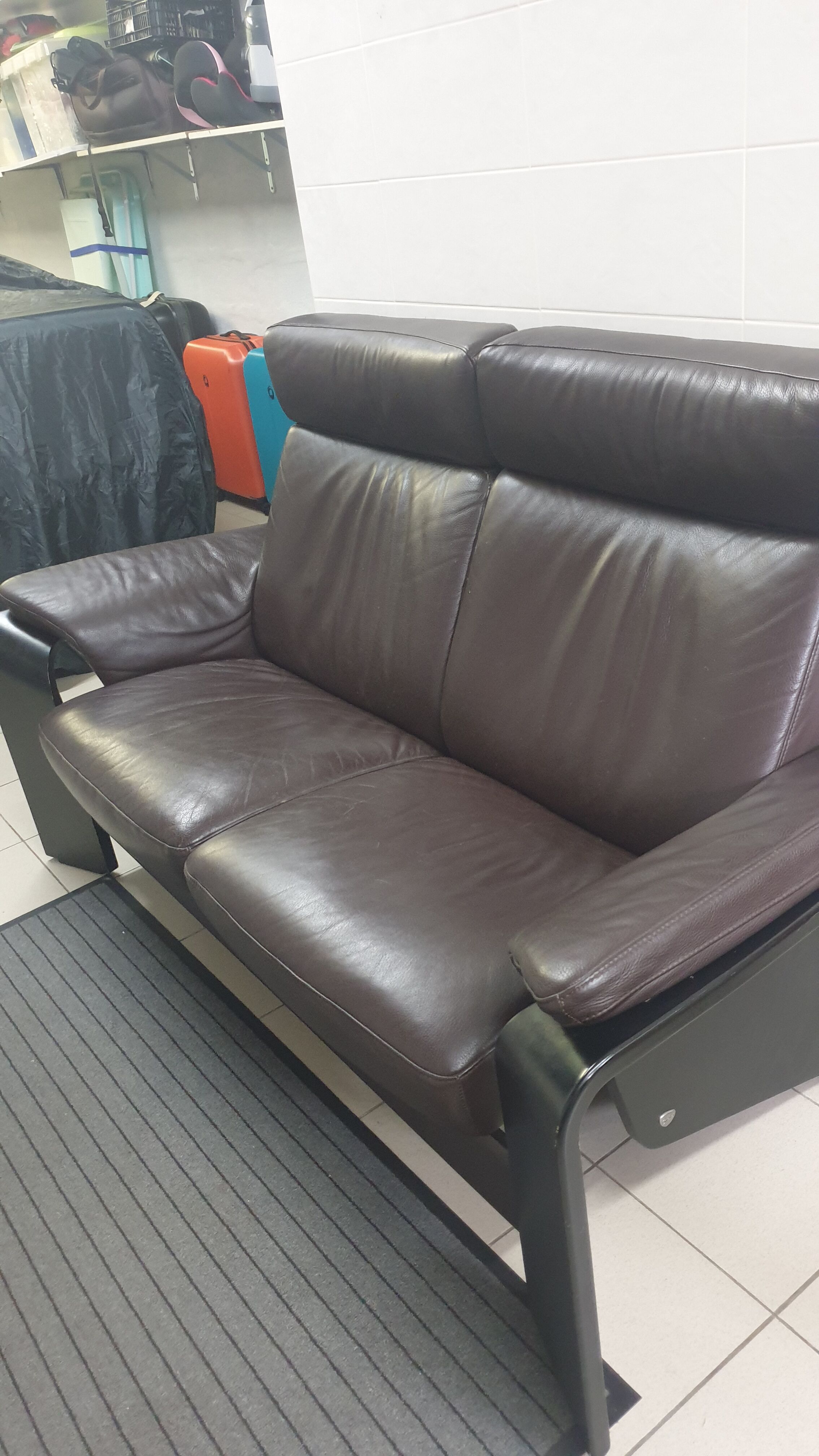 Canape 2 places en cuir Stressless