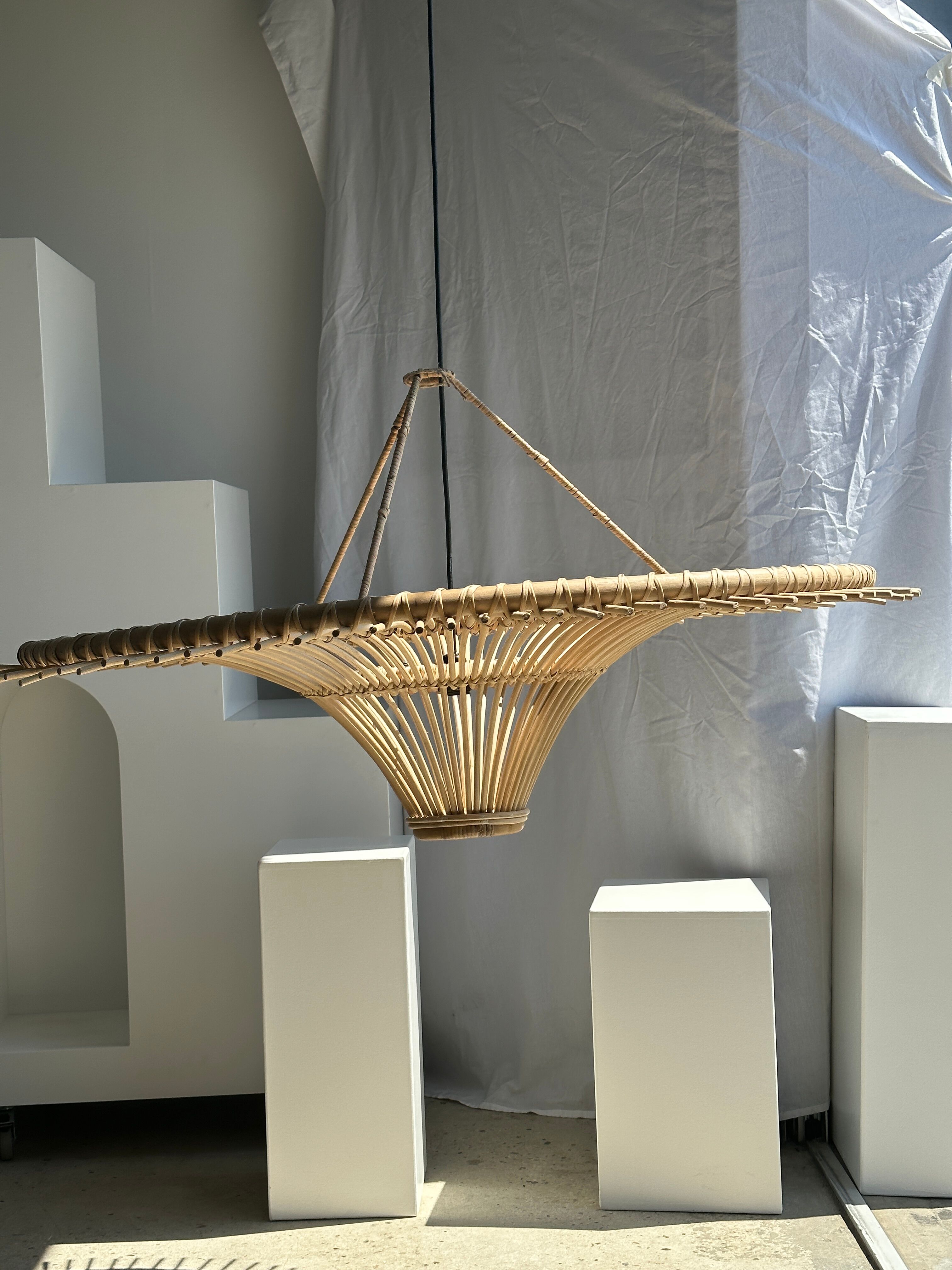 Suspension rattan saucer iron frame D:120 H:60