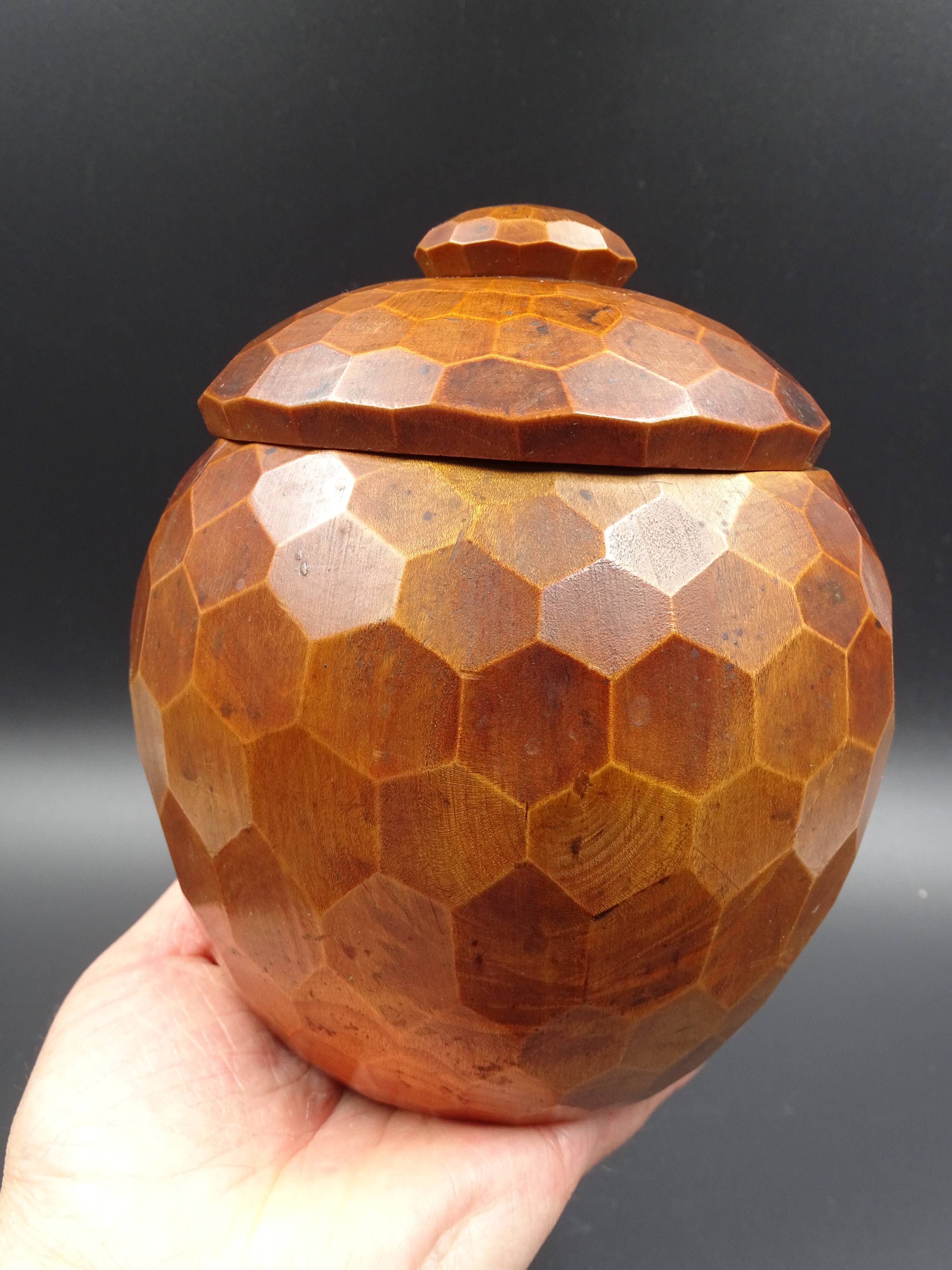 Wooden box- Decoration of cut sides - circa 1950