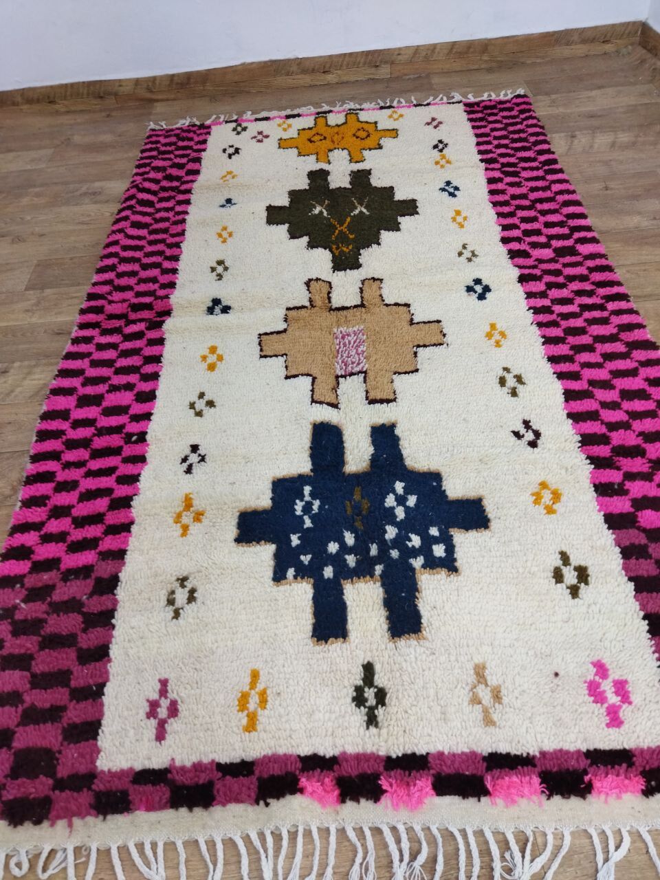 Handmade Moroccan Berber carpet 256x150cm