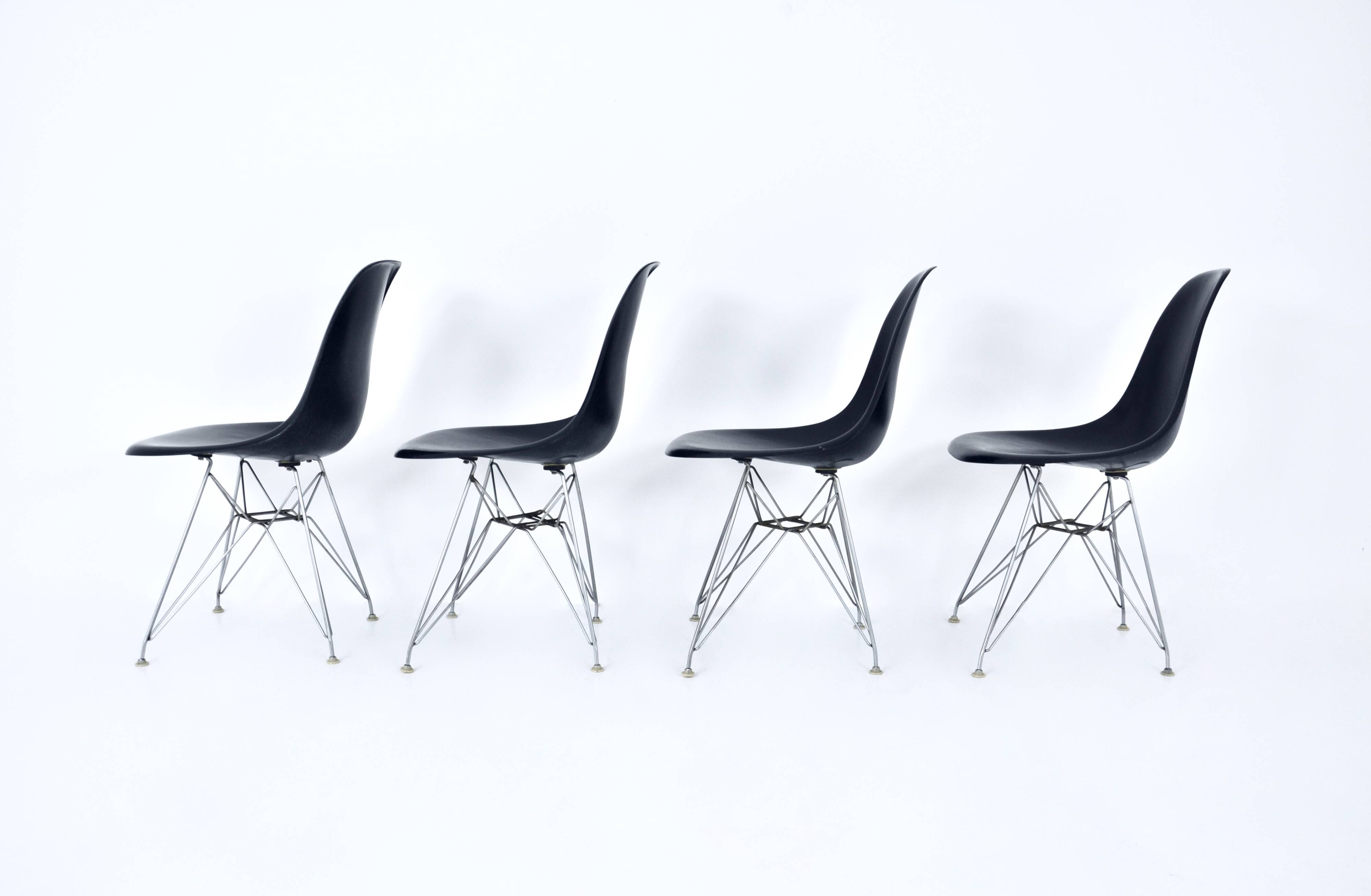 Set of 4 DSR Dining Chairs by Charles & Ray Eames for Herman Miller, 1970s