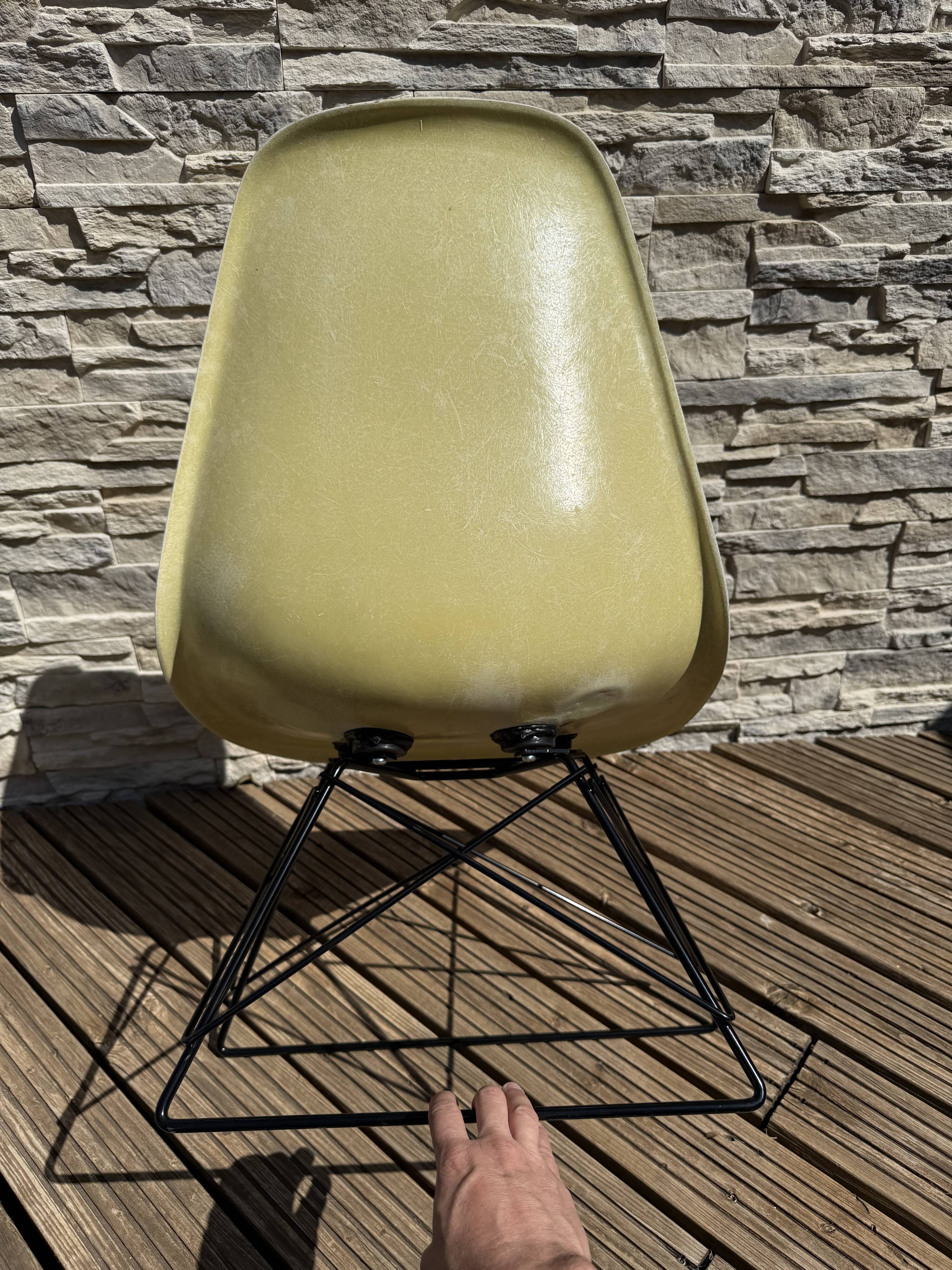 LSR EAMES HERMAN MILLER