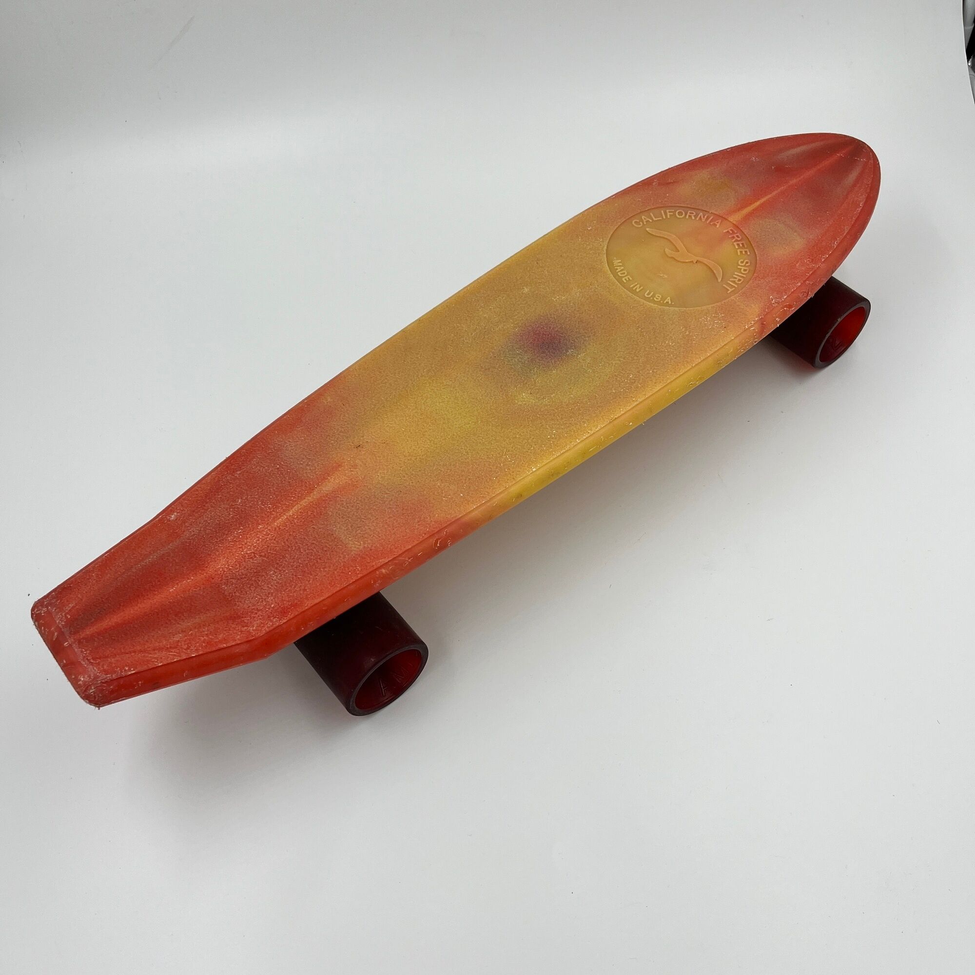 Skateboard of the brand "California Free spirit"