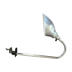 Lampe industrielle d’atelier
