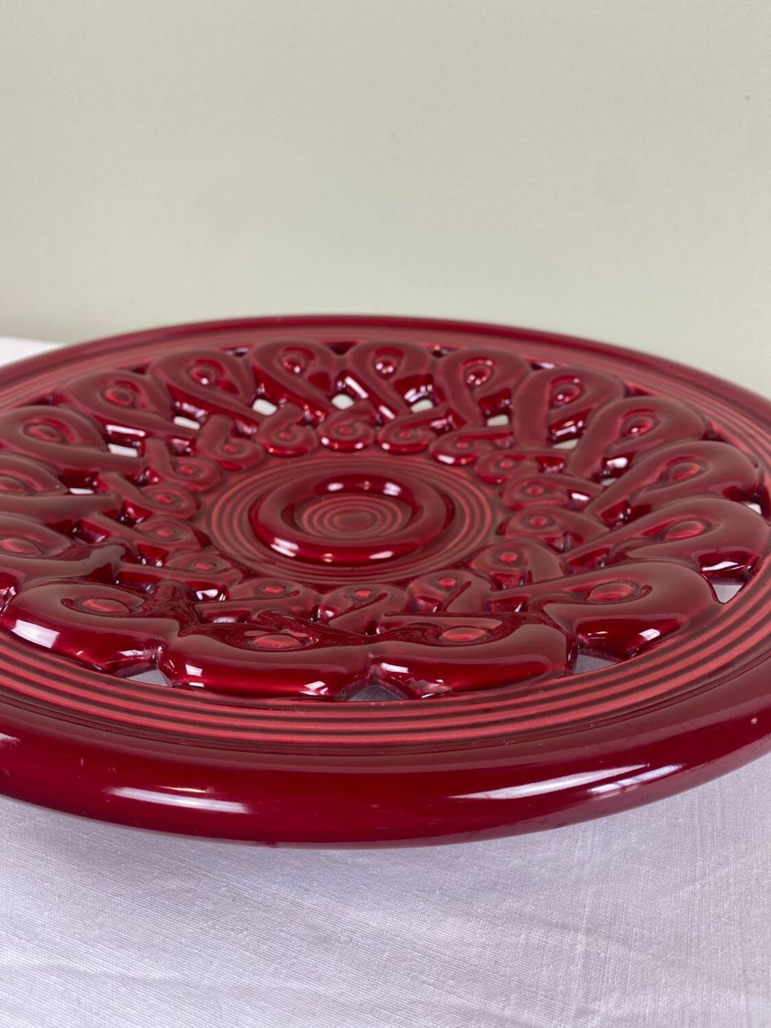 Large fruit bowl from the 1940s