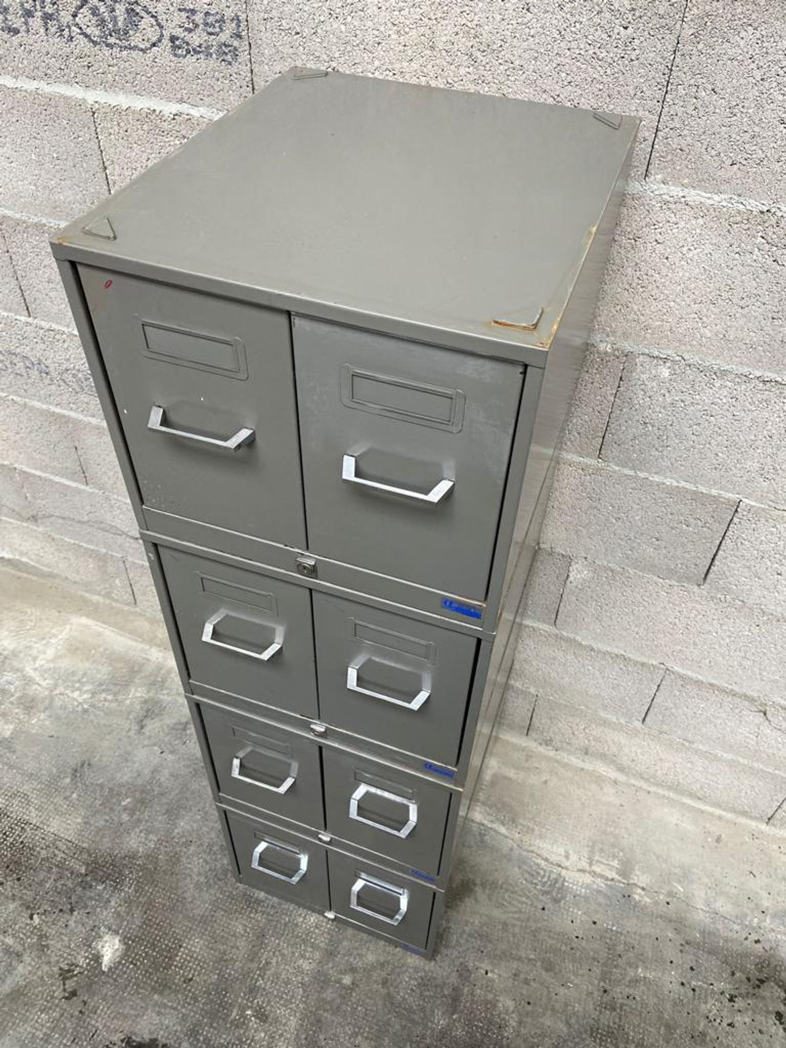 Modular Archiving Cabinet 8 drawers metal