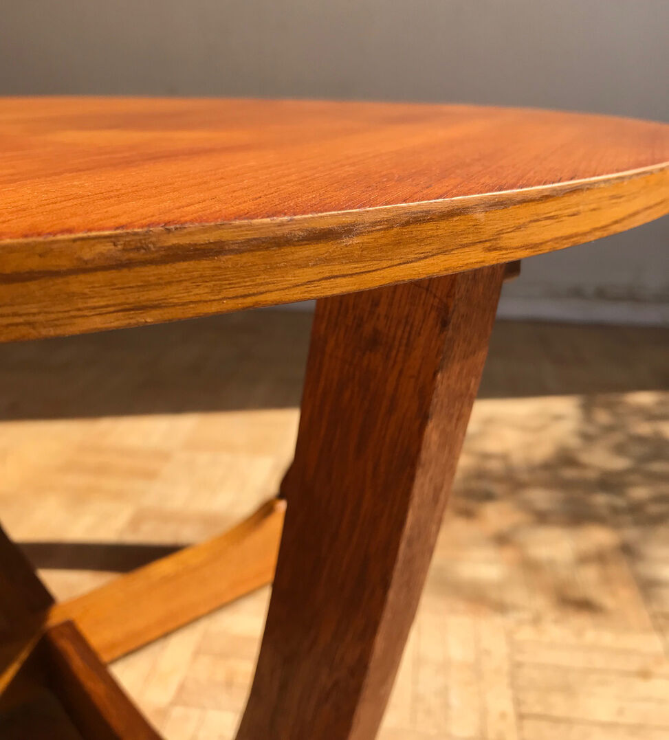 Table basse ronde en tek des années 1960