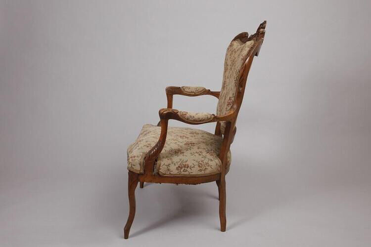 4 Louis XV style convertible armchairs