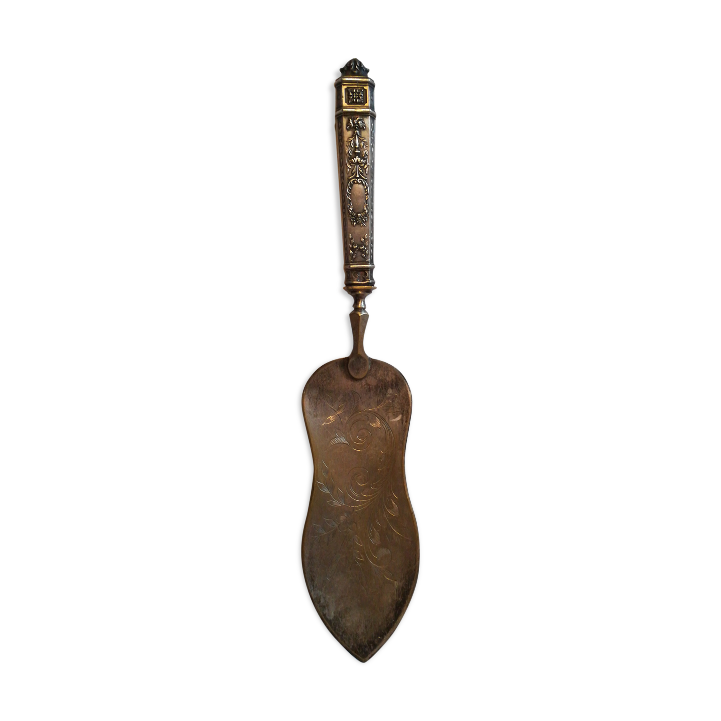 Old pie shovel