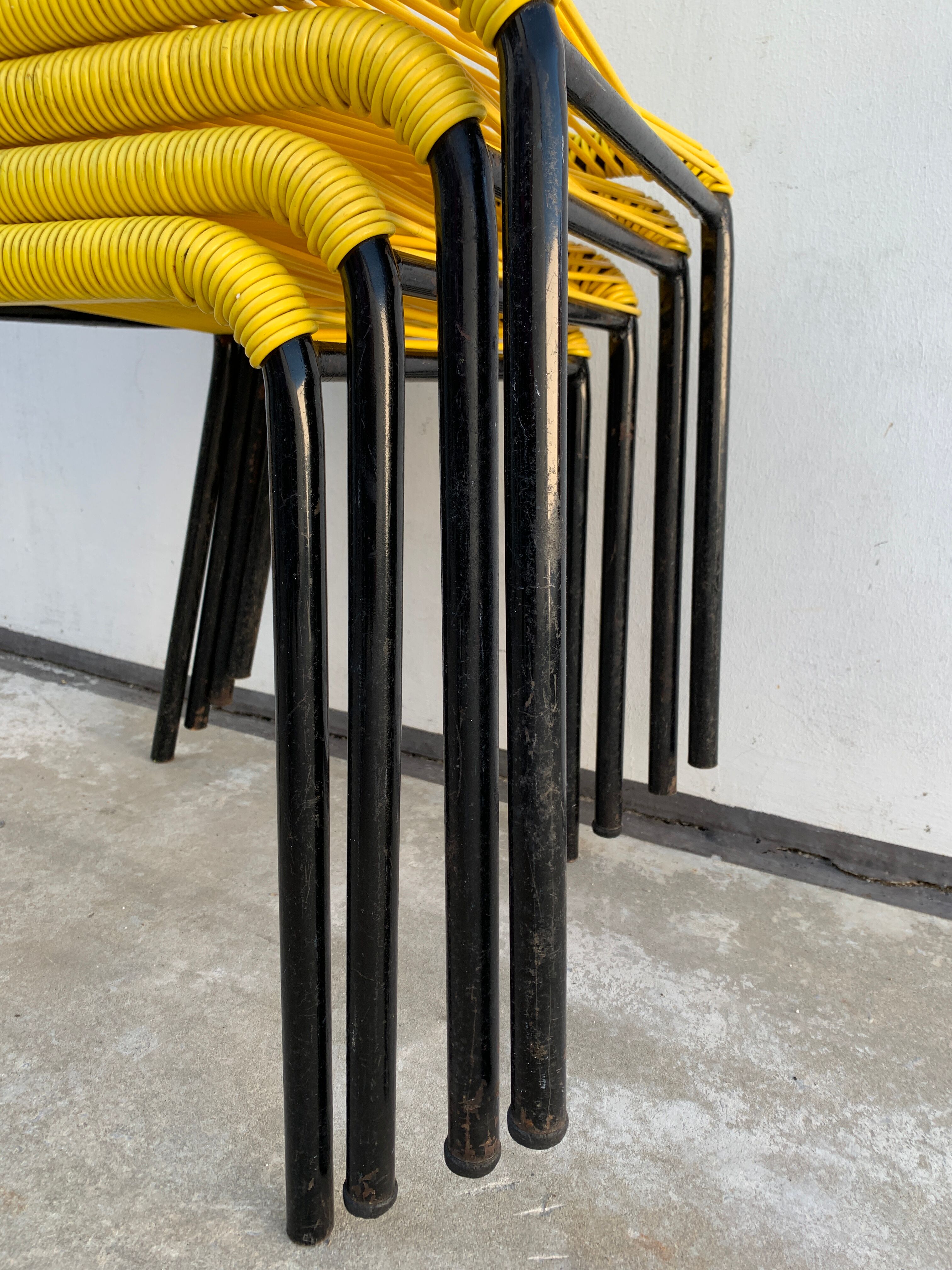 4 yellow scoubidou chairs, 1950