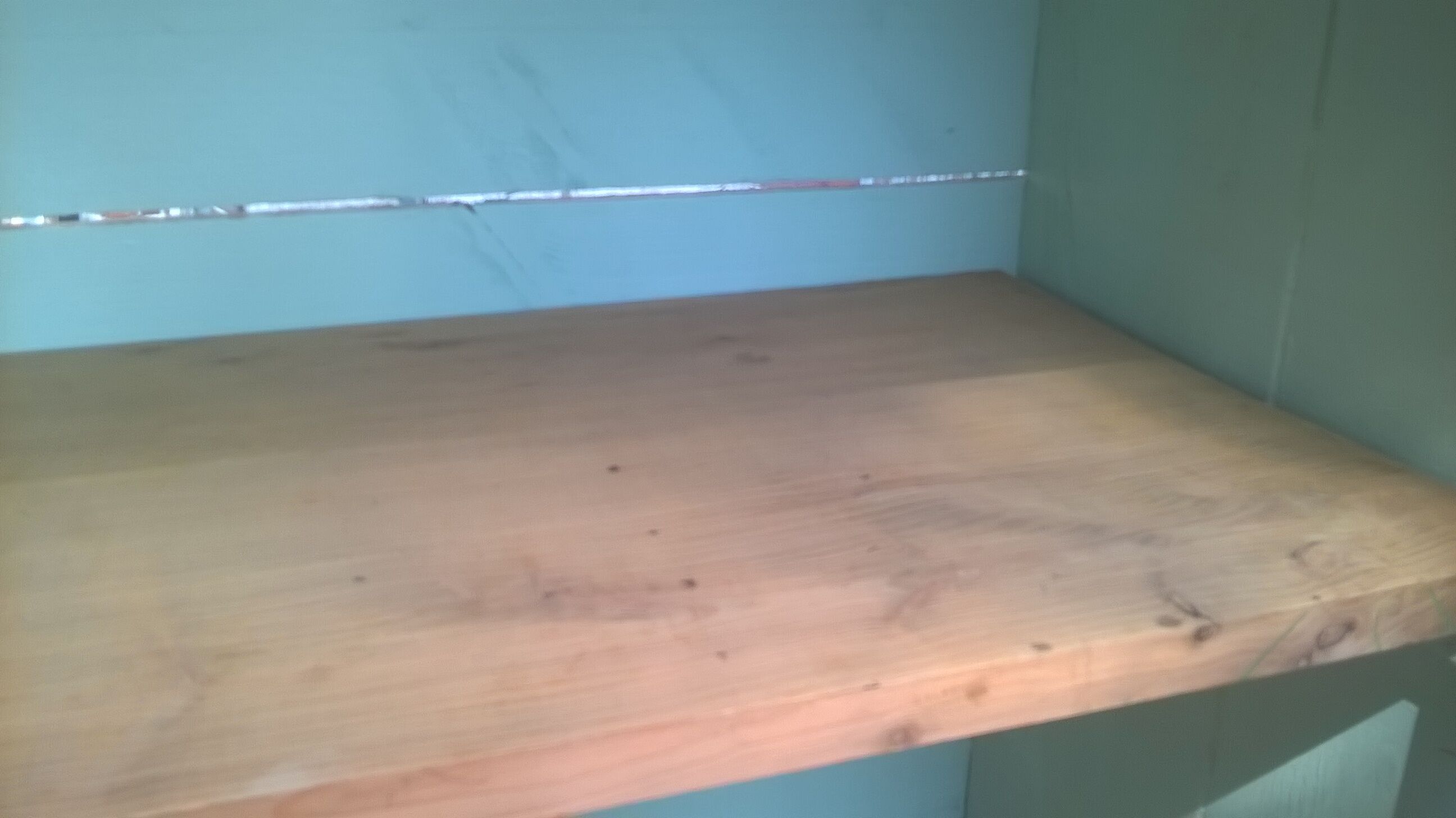 Cabinet patina black and green