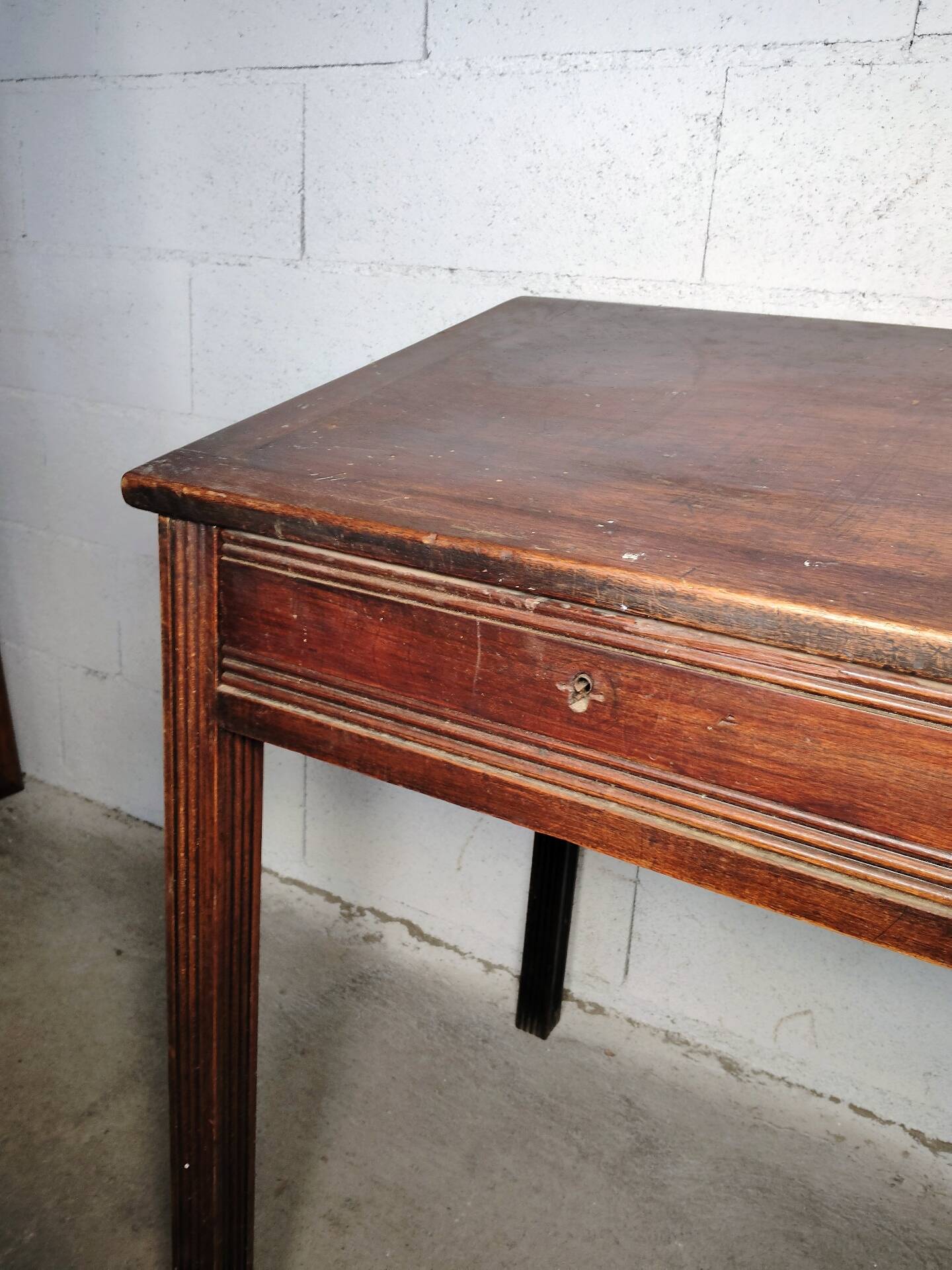Antique Writing Desk in Solid Wood Louis XVI Style