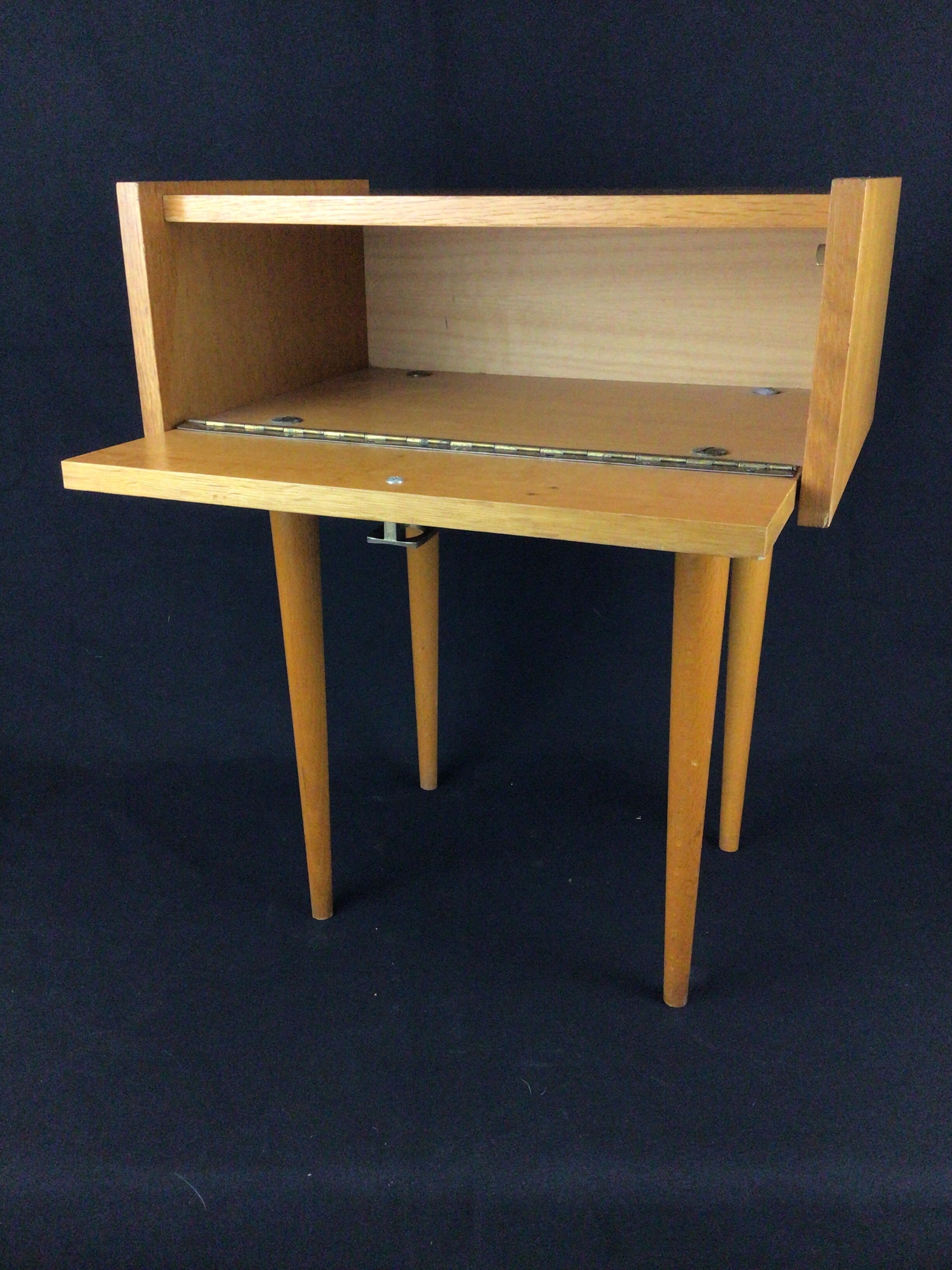 Bedside table 60s spindle feet