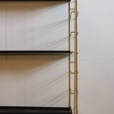 String shelf