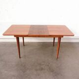 Table with wallet extensions