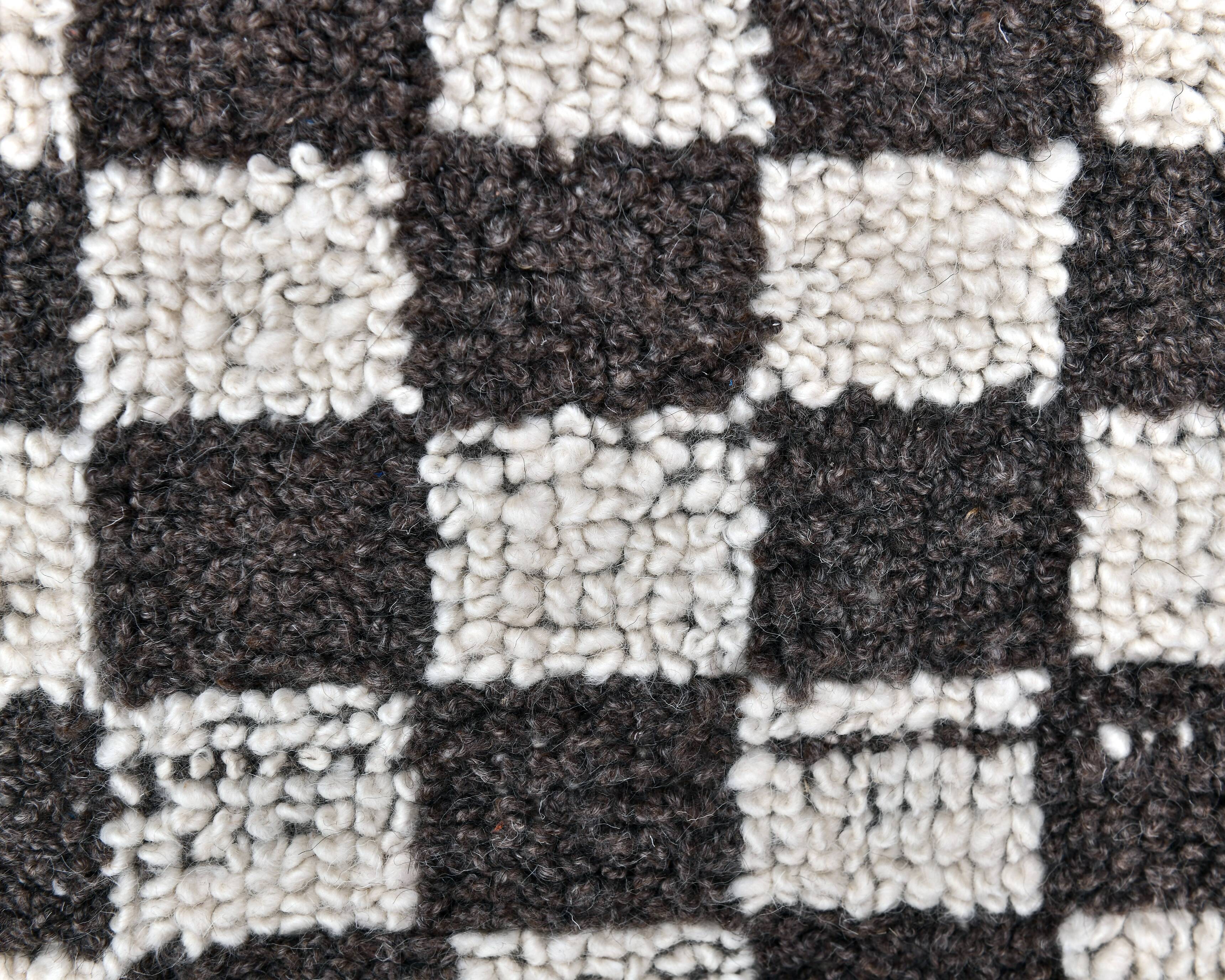 4x7 Checkered Moroccan Vintage Rug 138x208Cm SK 241966