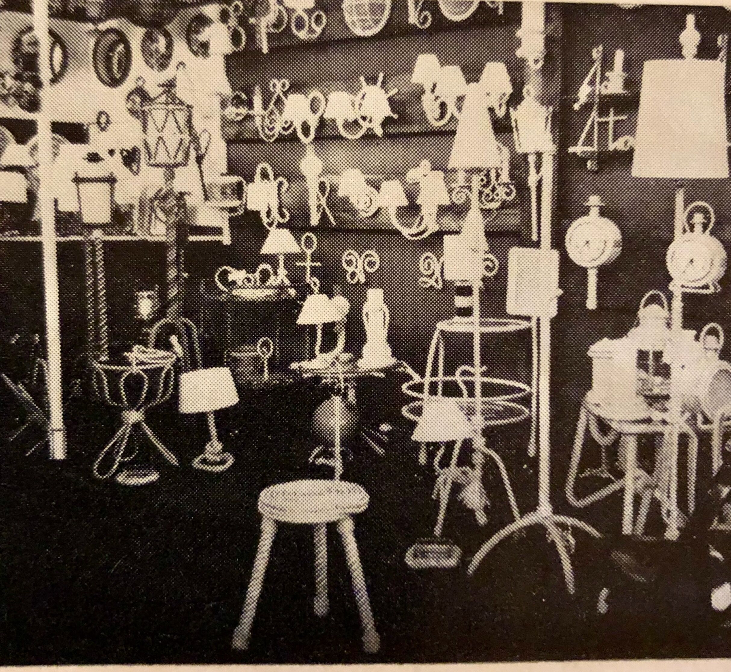 Pair of rope sconces with rafia lampshade for Le berceau de France, circa 1960