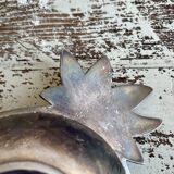 Silver-plated pineapple pocket emptier