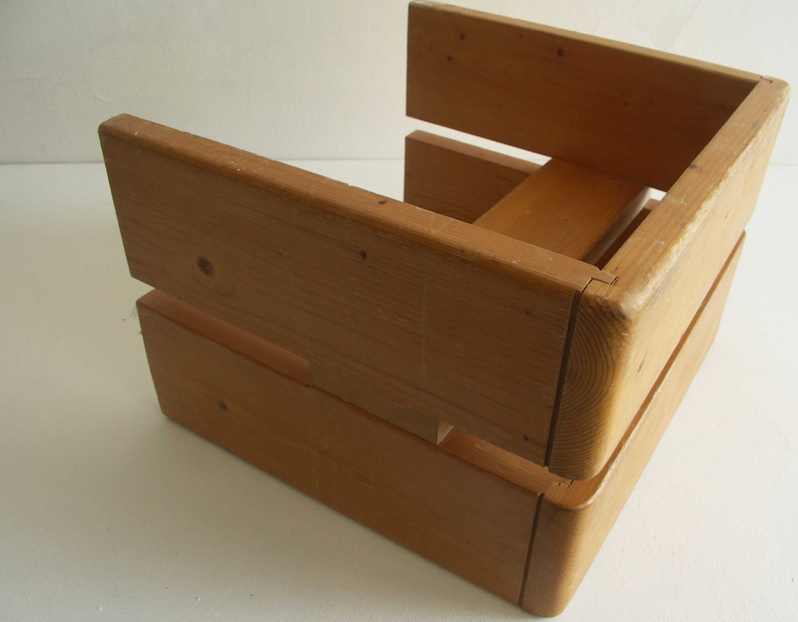 Charlotte Perriand, bench ''Les Arcs'