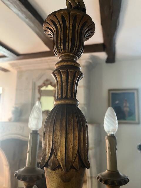 Golden wood chandelier with 6 lights