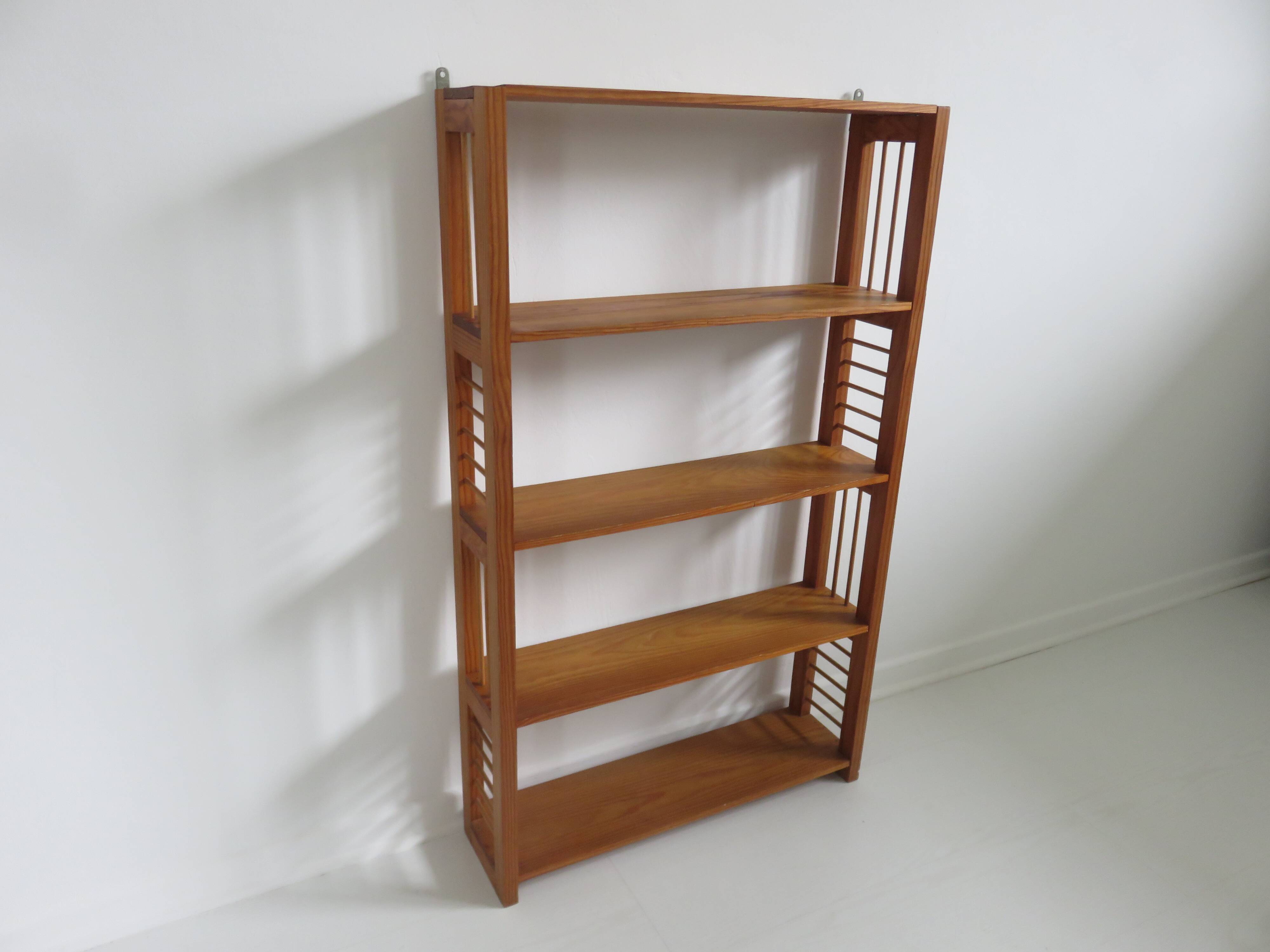 Scandinavian pine shelf from the 80s