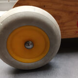 Walking trolley with multicolored wooden cubes