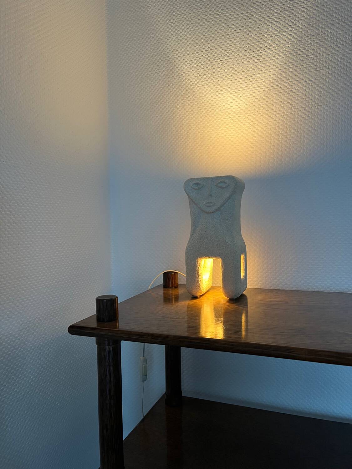 Stone lamp sculpture by the sculptor Albert TORMOS.