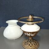 Opaline kerosene lamp