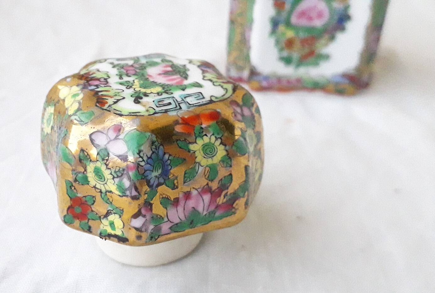 Flacon porcelaine Japon