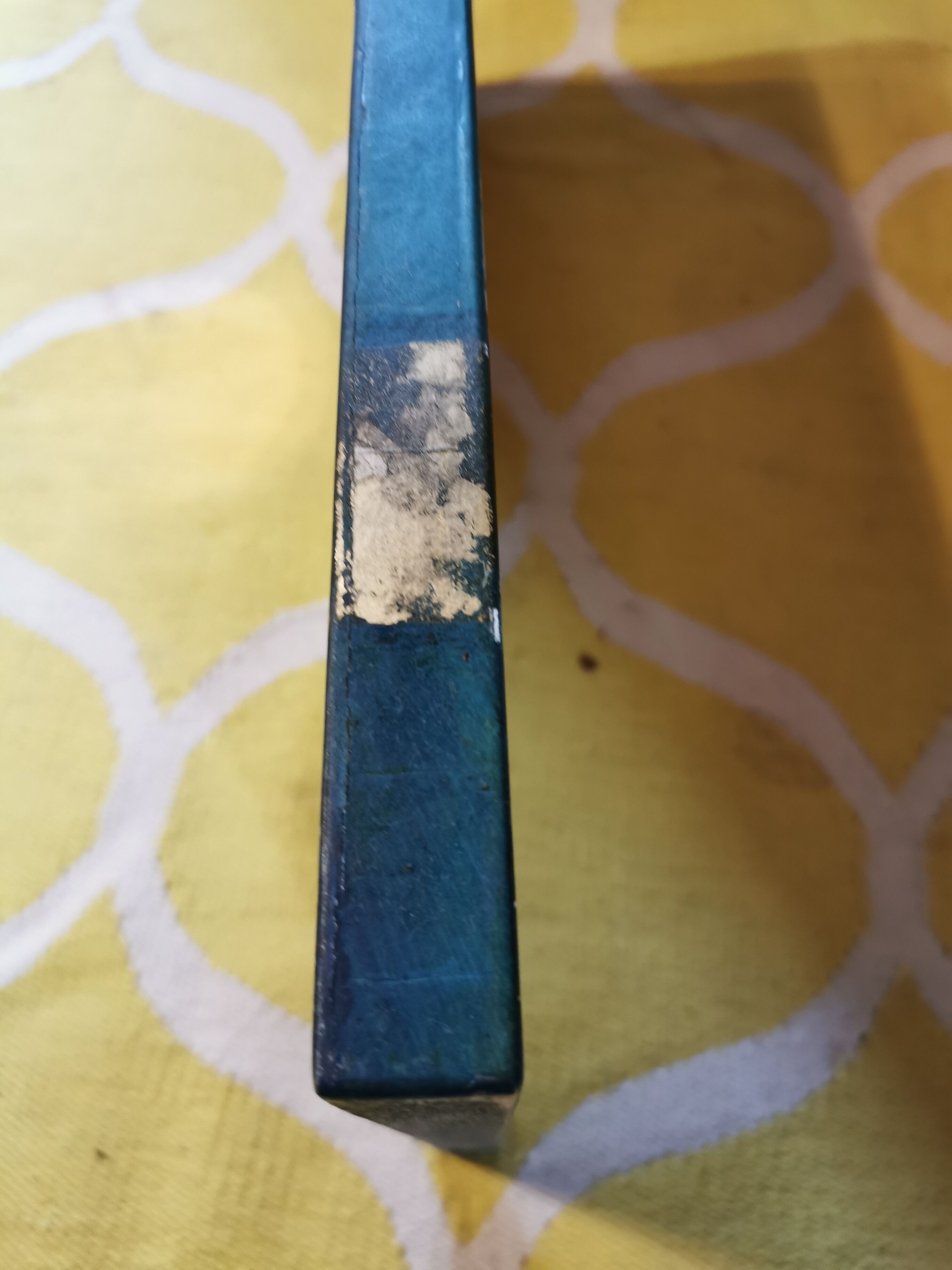 Green and gold laque mirror signed Clémence