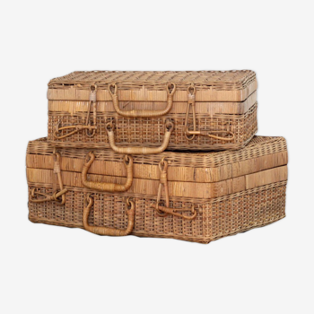 Lot of two wicker suitcases