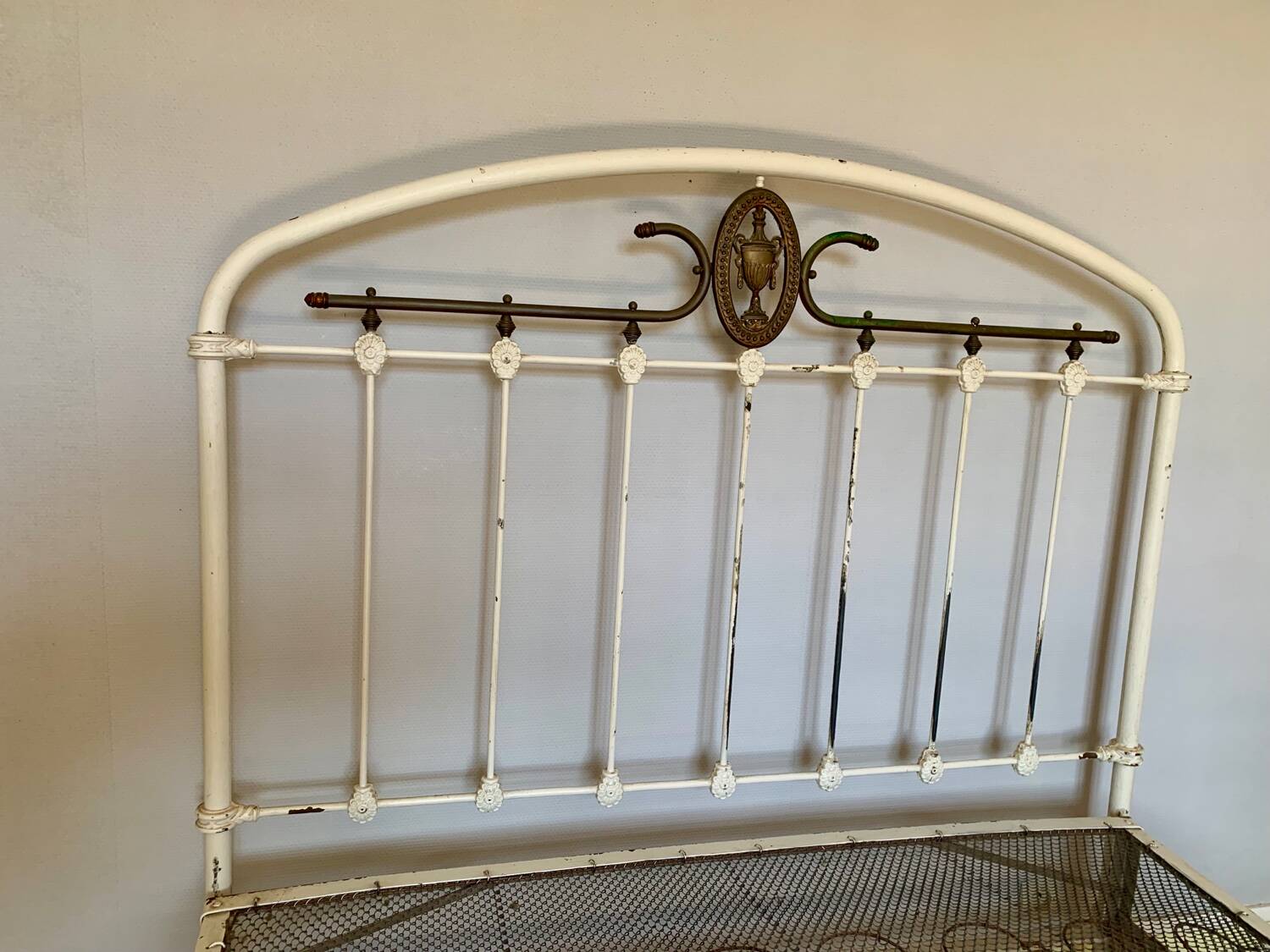Wrought iron bed