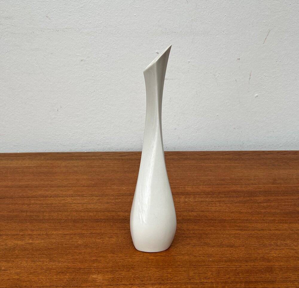 White sculptural German vase from the mid-century by Peter Müller for Sgrafo Modern, 1960s.