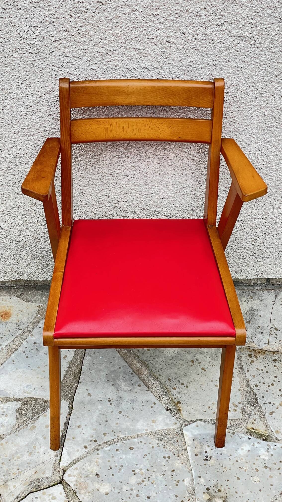 Office armchair with compass legs