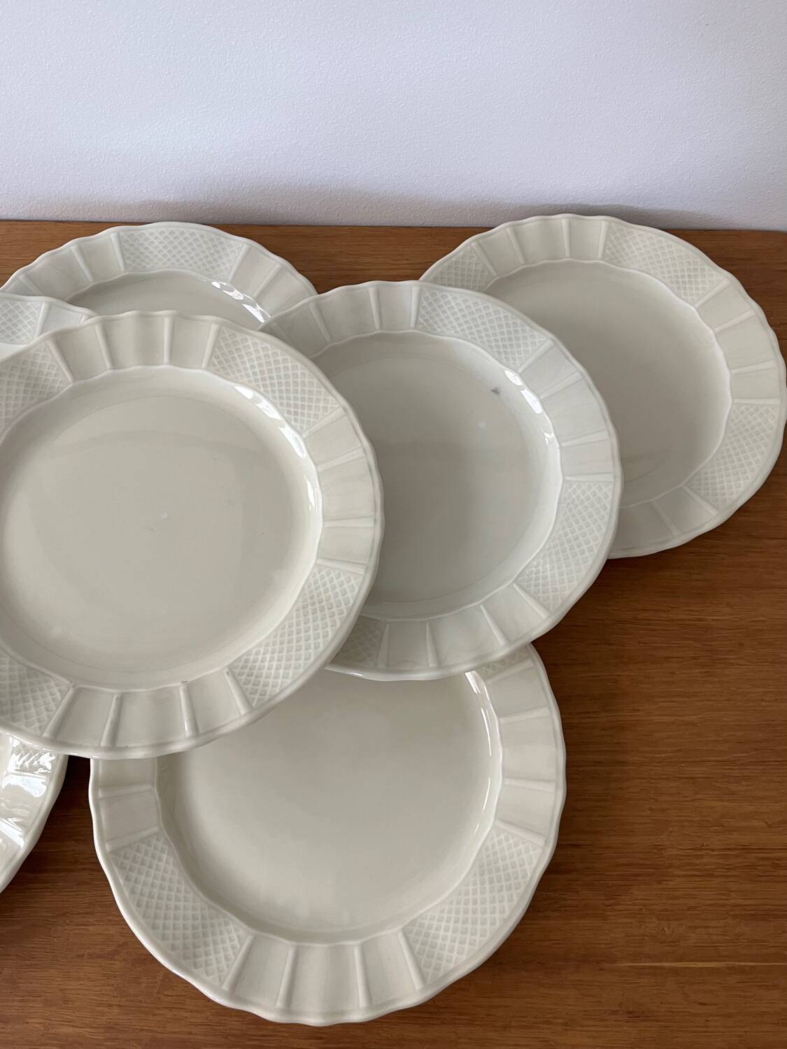 Set of 8 Bernardeau B&C ivory dessert plates