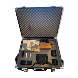 coffret Nikon EM