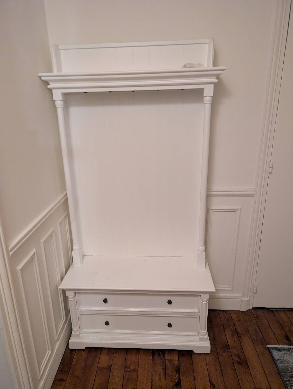 Hallway coat rack
