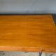 Bureau quatre tiroirs 1960 sur pieds tubulaires chromes