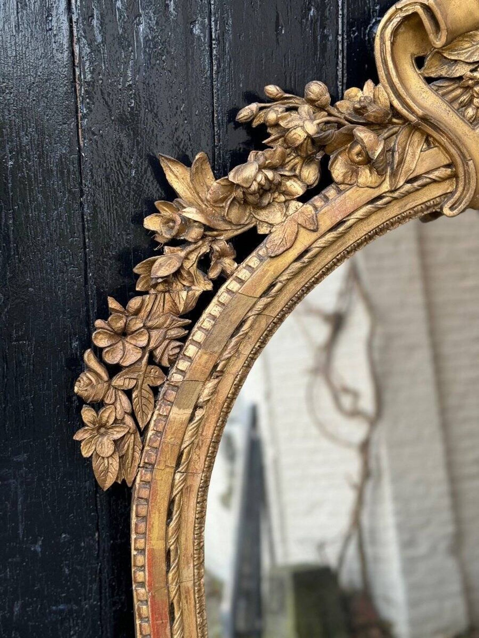 Mirror, Louis XVI Mantelpiece in Carved and Gilded Wood, 18th Century