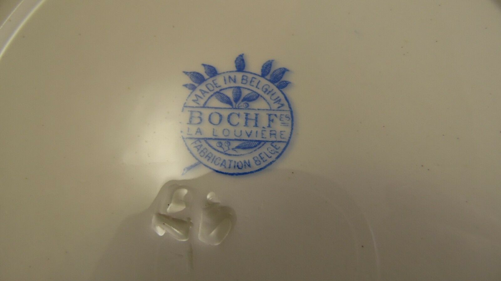 Service 6 flat plates faience Boch La Louvière enamels decoration fruits Art Deco